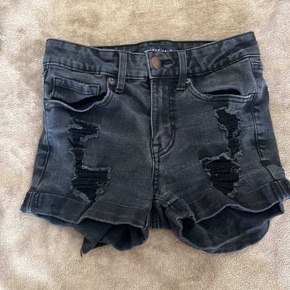 Jeans and jean shorts ! - Picture 2 of 7